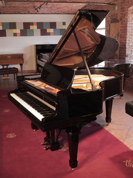 Rebuilt, 1905, Steinway Model O grand piano for sale with a black case and spade legs. Piano has an eighty-eight note keyboard and a two-pedal lyre.